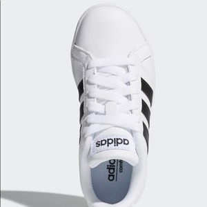 ADIDAS NEO. Super comfortable.